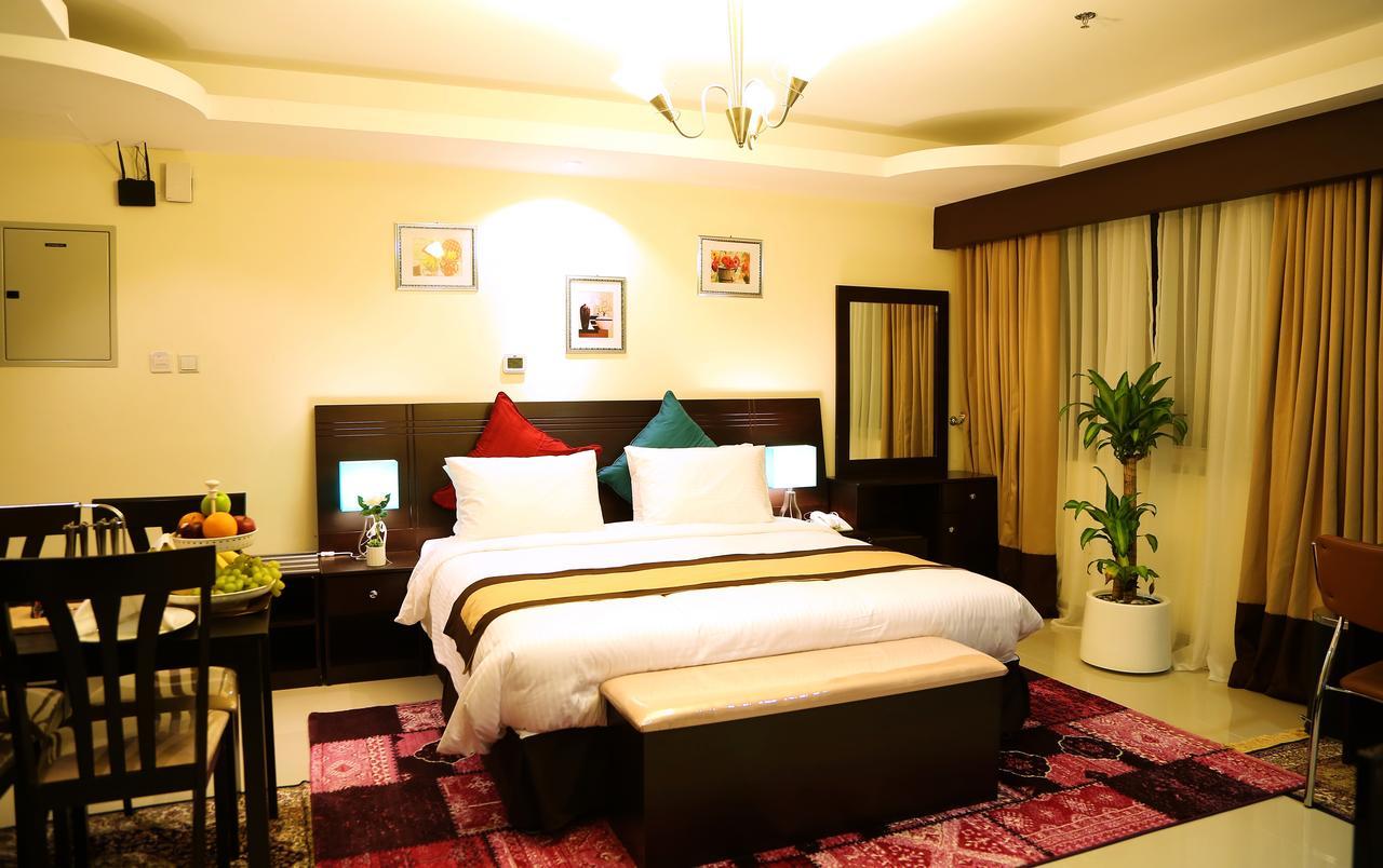 Travellers Hotel Apartment Dubai Buitenkant foto