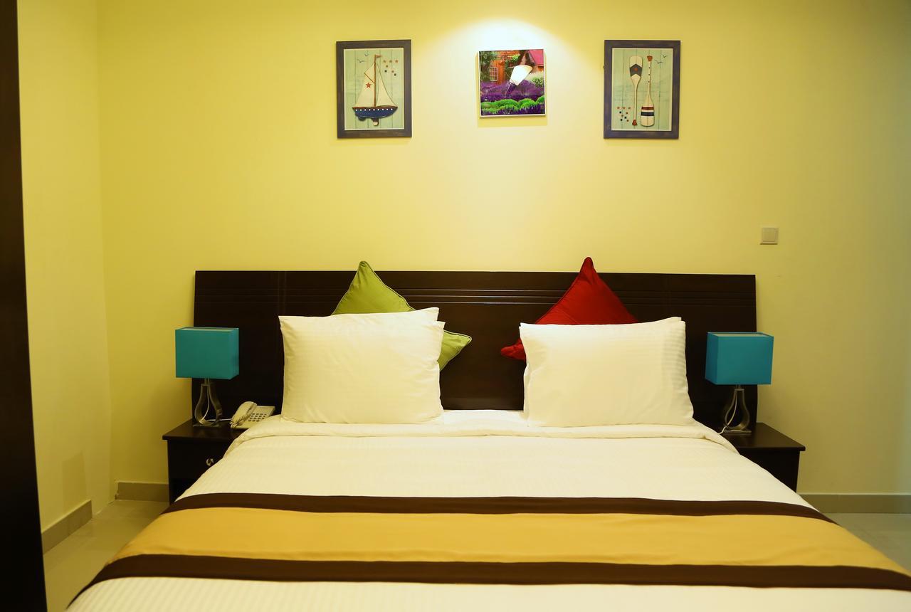 Travellers Hotel Apartment Dubai Buitenkant foto