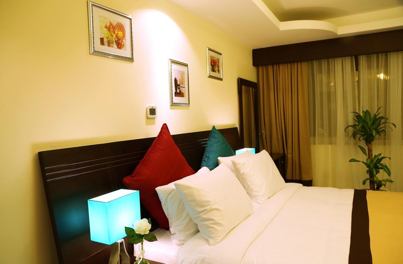 Travellers Hotel Apartment Dubai Buitenkant foto