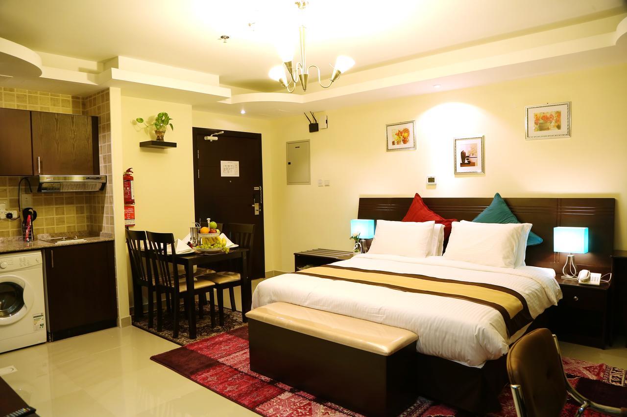 Travellers Hotel Apartment Dubai Buitenkant foto