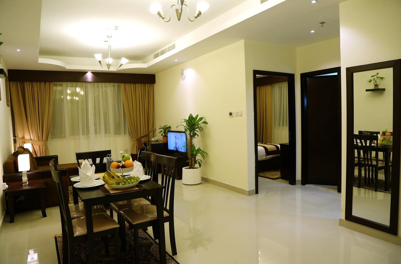 Travellers Hotel Apartment Dubai Buitenkant foto