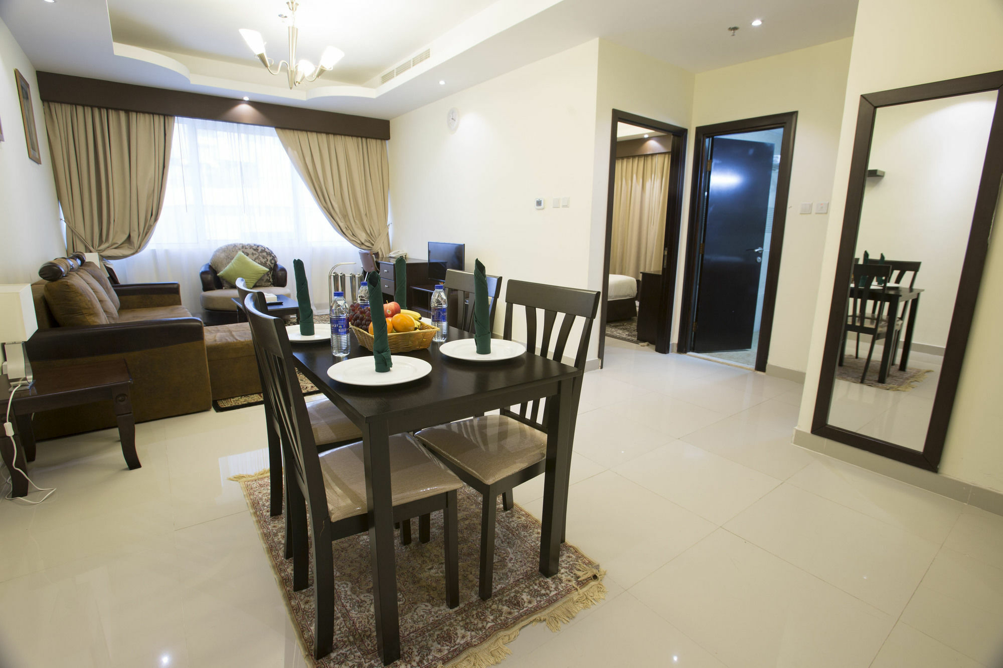 Travellers Hotel Apartment Dubai Buitenkant foto