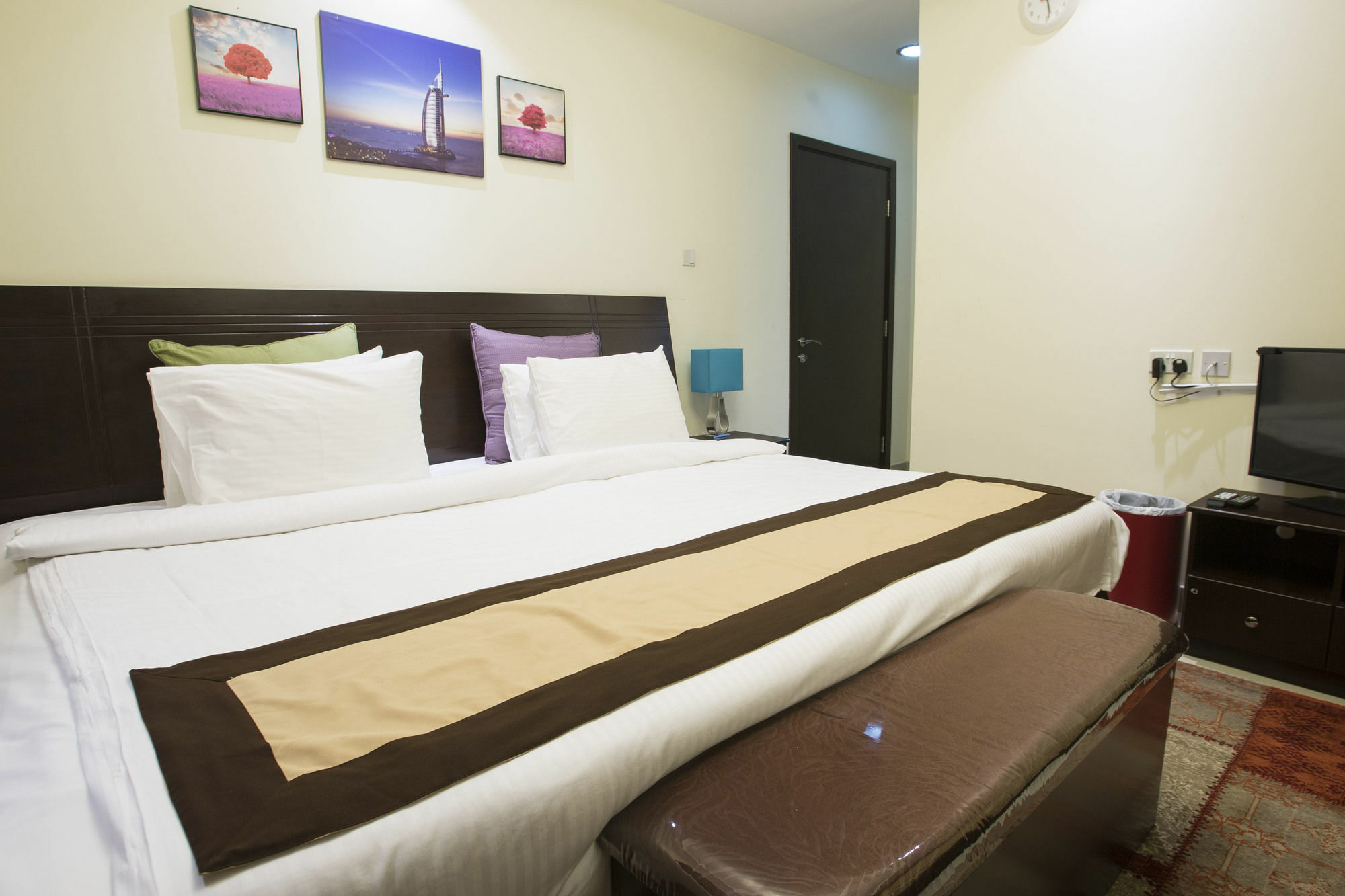 Travellers Hotel Apartment Dubai Buitenkant foto